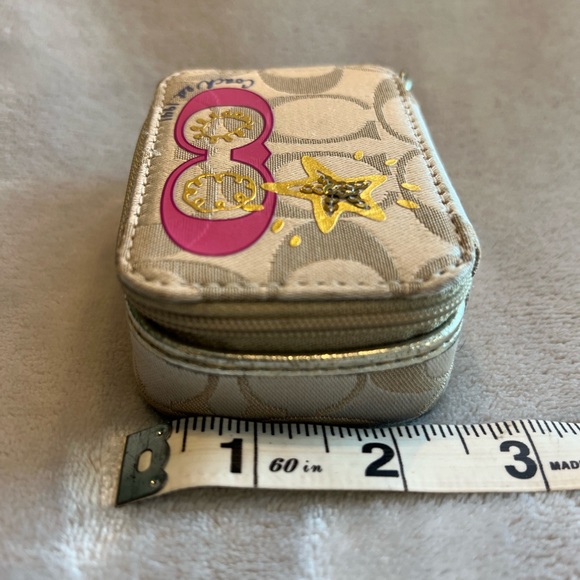Coach Pill Case - RARE - Picture 9 of 9